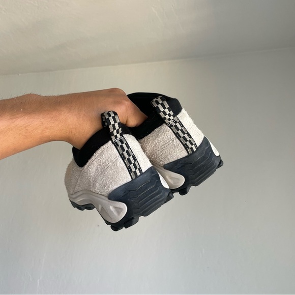 Merrell MocToe Slip-On Fuzzy Suede Shoes Black/White Size Men’s 9.5 - Picture 4 of 7